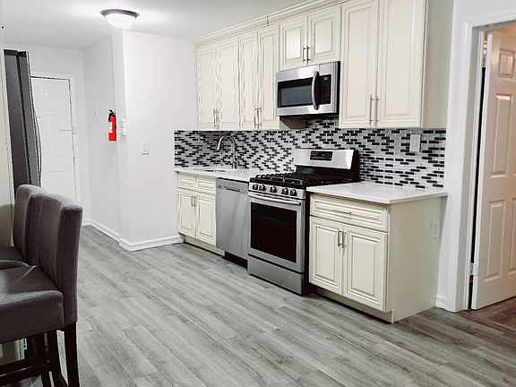 3rd image of 2271 Kennedy Blvd APT 103