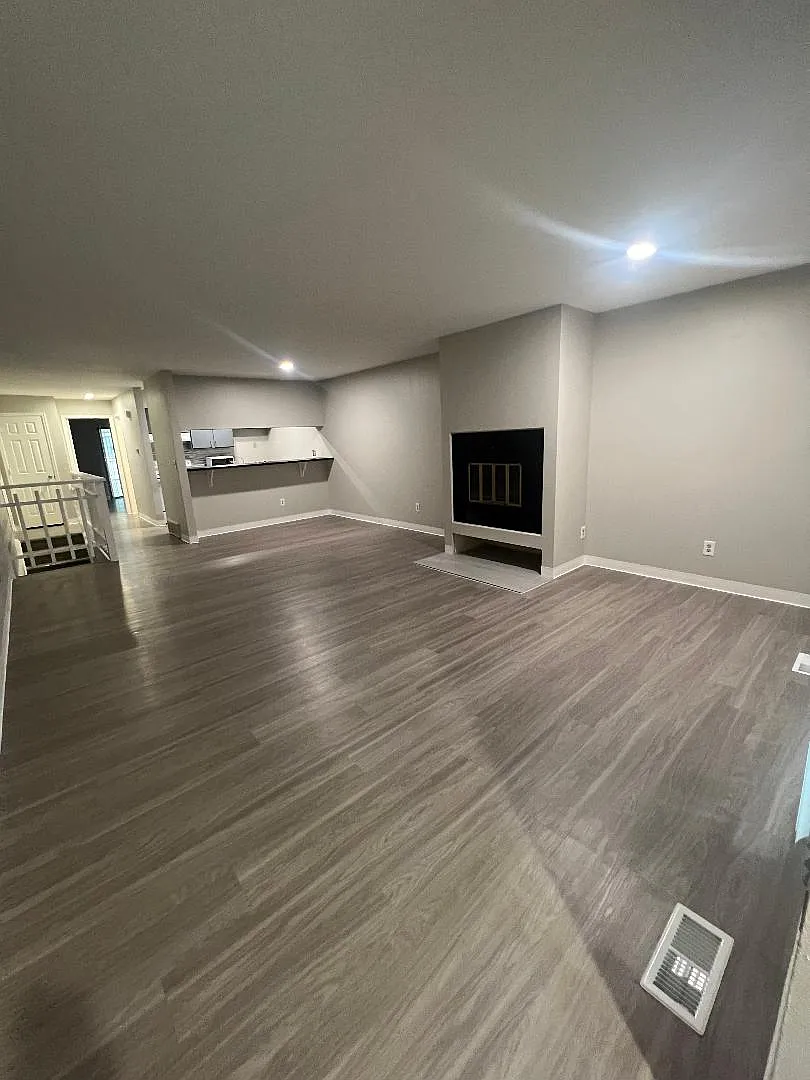 Building Photo - 6570 E Mississippi Ave