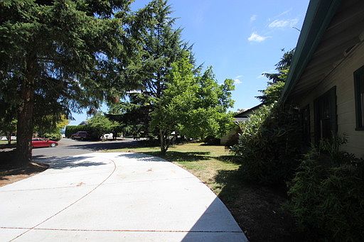 3rd image of 5105 Idaho St