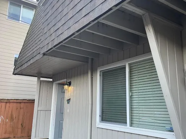 227 Dorn Ave APT 5, Everett, WA 98208