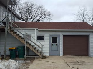 4315 Greenwood Rd, Woodstock, IL 60098