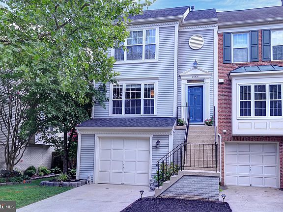 2nd image of 45616 Whitcomb Sq