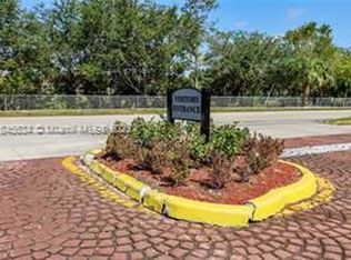 446 SW 113th Way, Hollywood, FL 33025