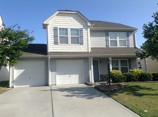15530 Lakepoint Forest Dr, Charlotte, NC 28278