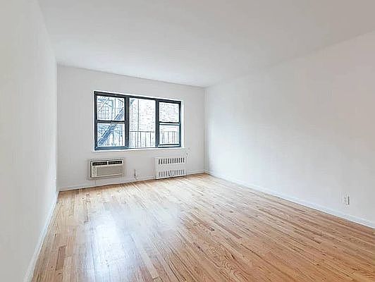 2nd image of 1593 1st Ave #5E