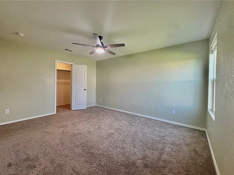 1109 Demeter Dr — Photo 10