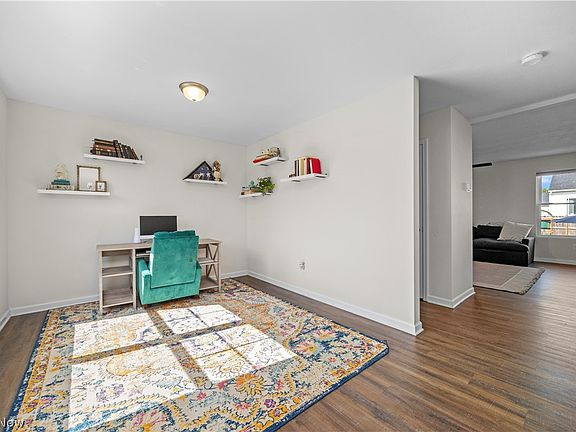 2nd image of 6034 Conneaut Light Dr
