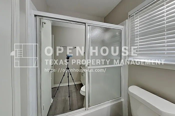 22303 Mosswillow Ln — Photo 17