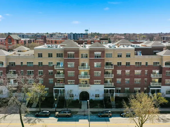 965 Rogers St Unit 104, Downers Grove, IL 60515