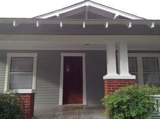 617 NW 20th St, Moore, OK 73160