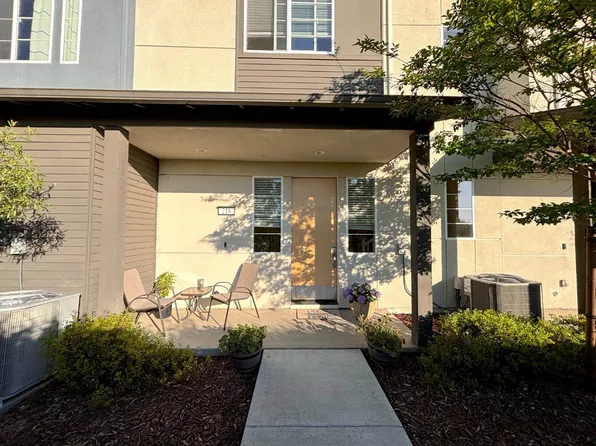 218 Dash Ct, Hayward, CA 94544