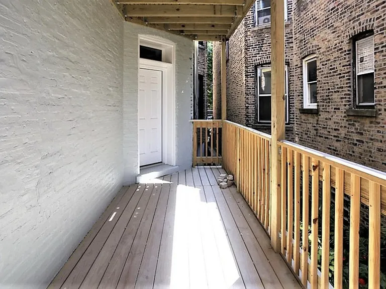 2943 W Diversey Ave #2E — Photo 11