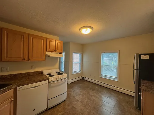 213 Beacon St, Somerville, MA