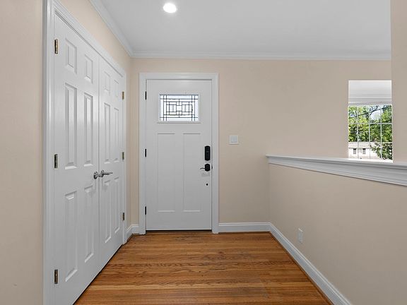 2nd image of 9836 Belhaven Rd
