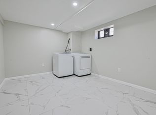 172 N Horseblock Rd, Centereach, NY 11720