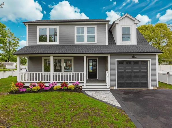 29 Ireland Place, West Babylon, NY 11704