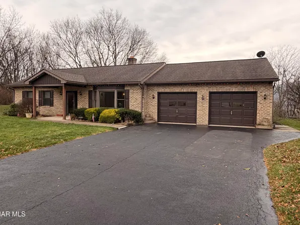 264 Donna St, Hollidaysburg, PA 16648