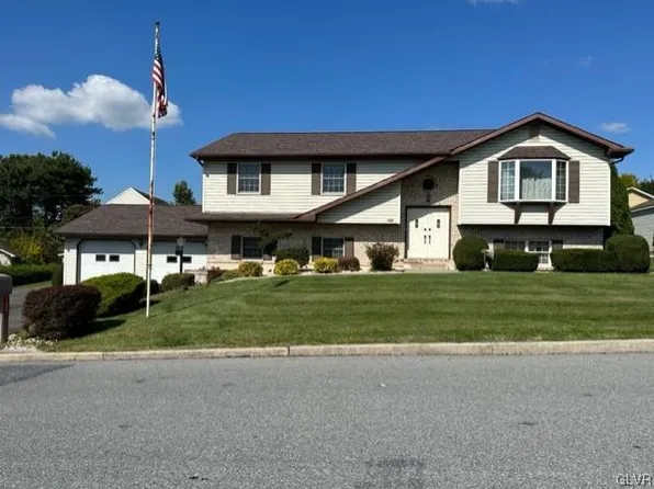 107 3rd Ave, Walnutport, PA 18088