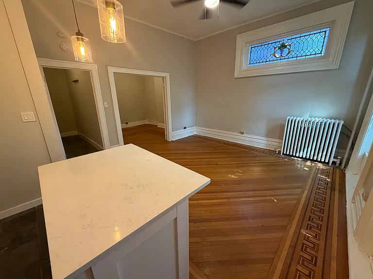 324 Hudson Ave #1R — Photo 5
