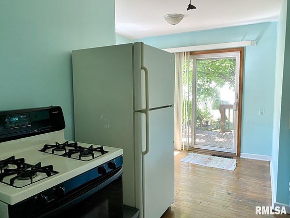 4th image of 823 N Hamilton St