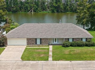 3907 Marie Ct, Lake Charles, LA 70607