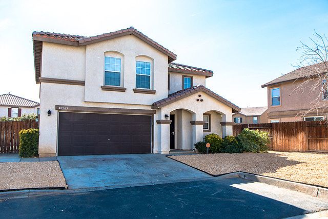 1st image of 40265 Maravilla Dr