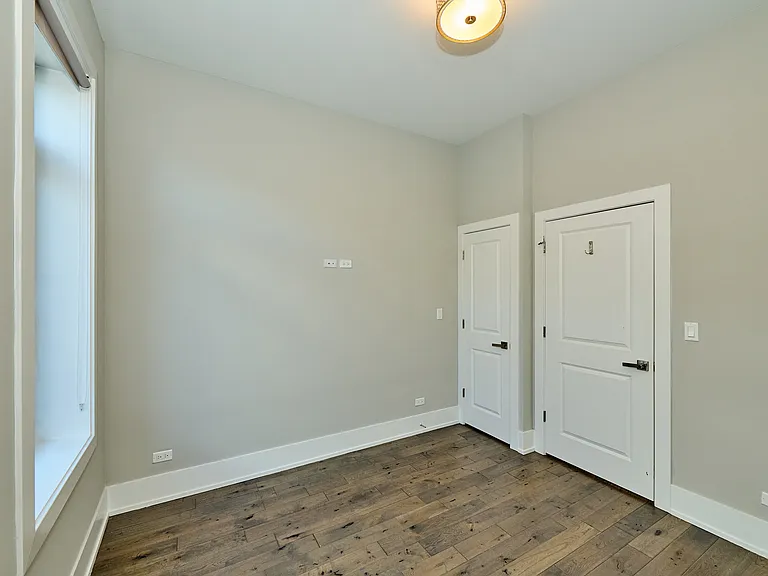 1752 W 18th Pl #2S — Photo 7