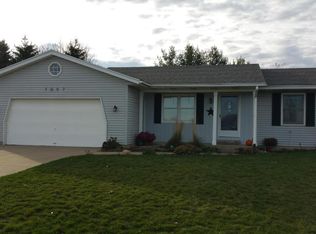 7057 20th Ave, Jenison, MI 49428