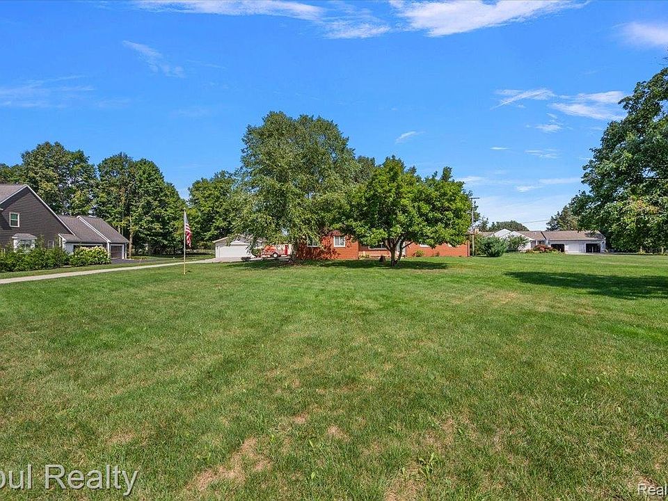 12821 Ten Mile Rd, photo 6