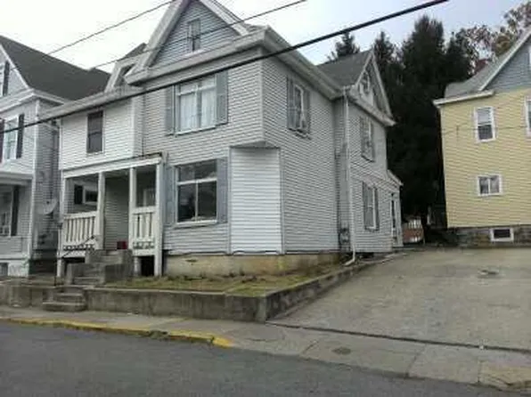 385 Forest Ave, Morgantown, WV 26505