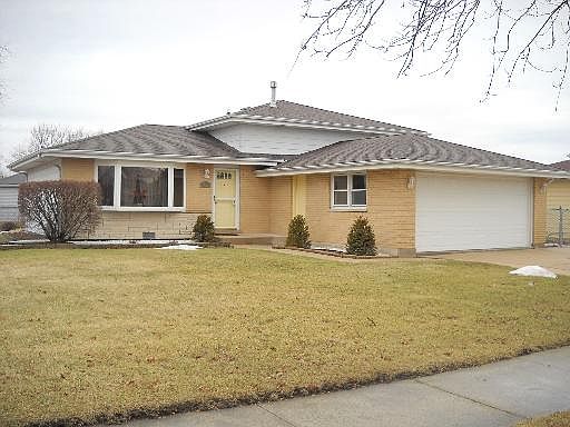 1st image of 6430 W 182nd St