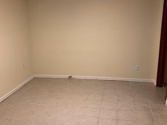 5th image of 1740 Westchester Ave APT 1