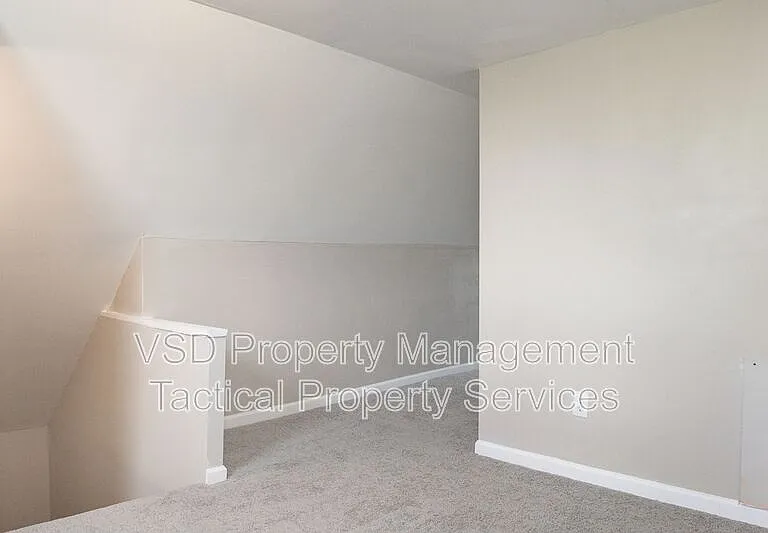 3694 E 147th St #UP — Photo 25