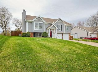3904 Remington Ct, Saint Joseph, MO 64506