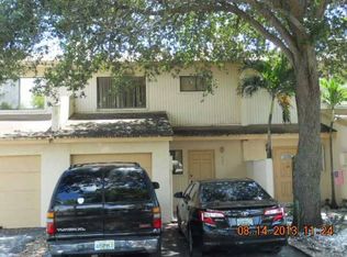 4271 NW 76th Ave, Hollywood, FL 33024