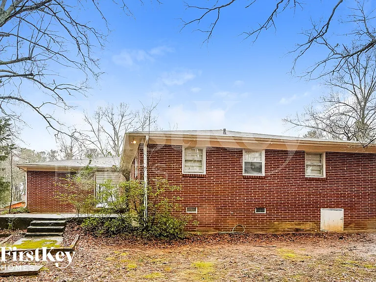 4245 Springdale Cir — Photo 14