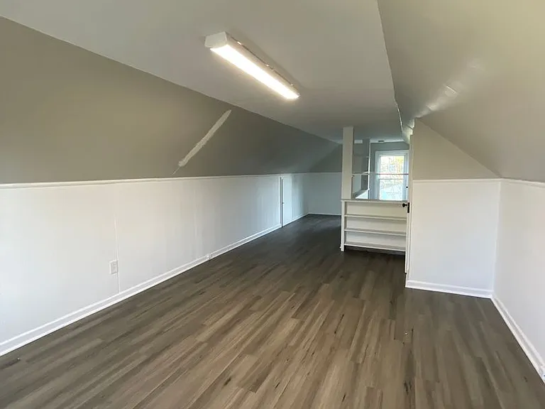 1194 E 15th Ave — Photo 12