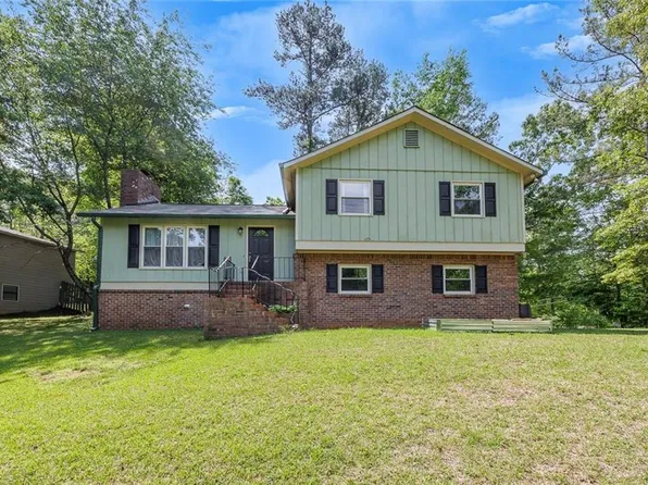 3812 Stonewall Dr NW, Marietta, GA 30152