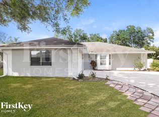 2330 Eastmeadows Ct, Lakeland, FL 33812