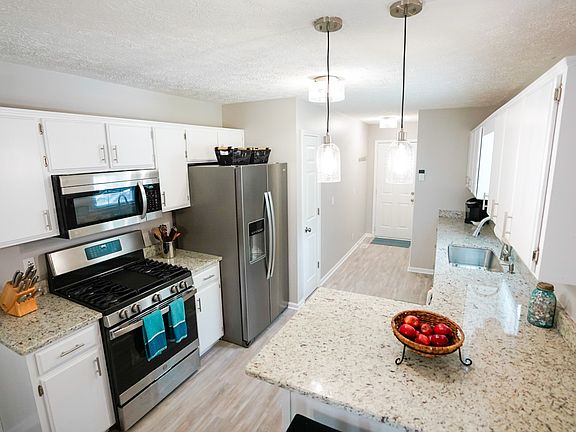 4th image of 2317 Briar Bend Dr