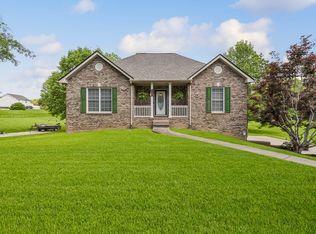 1061 Heatherwood Rd, Pleasant View, TN 37146