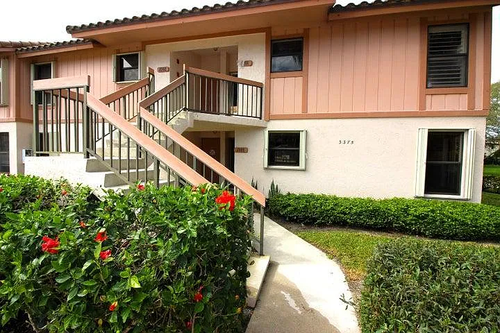 3375 Jaywood Ter