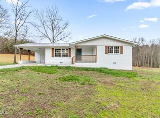 136 Freels Ln, Lancing, TN 37770