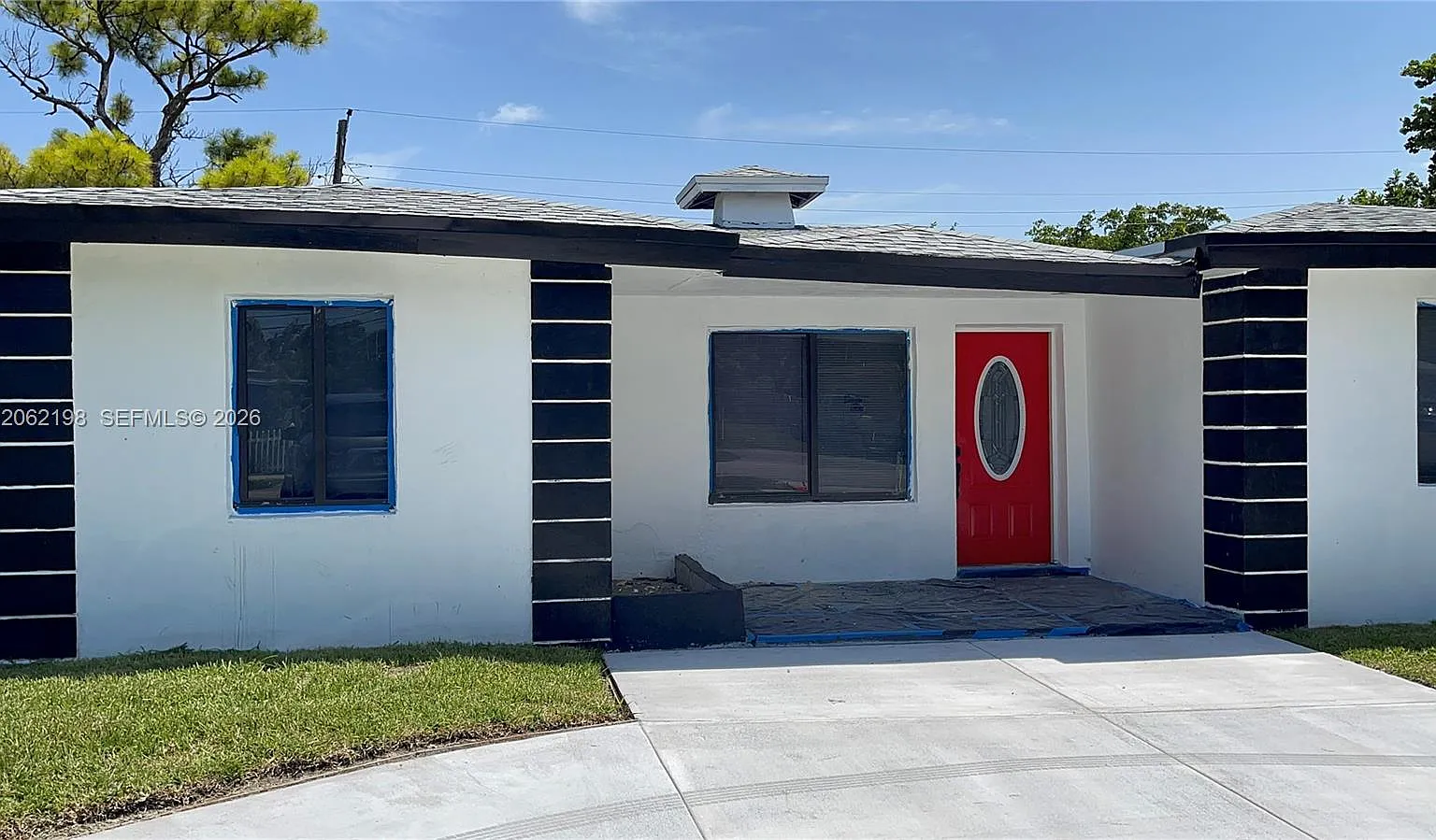 4 bed, 2.0 bath, 1412 sqft, $3,800 — Photo 3
