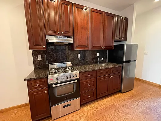 Rented by Best Apartments North Inc | media 18