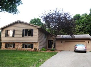 6885 Tartan Curv, Eden Prairie, MN 55346