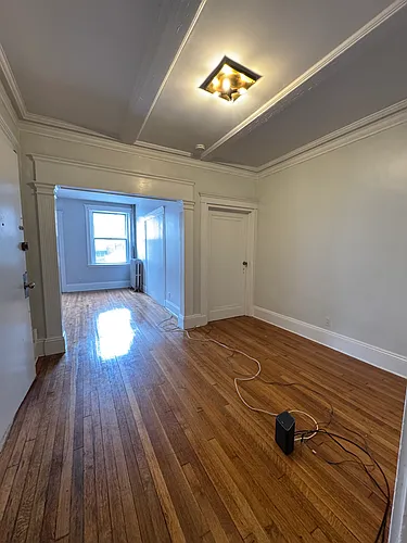104 Strathmore Rd #2 Photo 1
