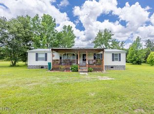 3256 Shady Grove Rd, Vernon, FL 32462