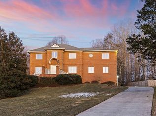 3527 Ridgecroft Dr, Lynchburg, VA 24503