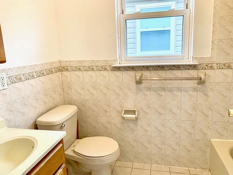 717 Jersey St #2 — Photo 8